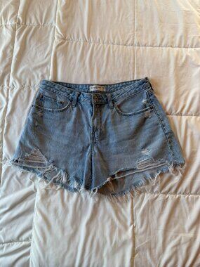 Abercrombie and Fitch Baggy Low Rise Curve Love Shorts